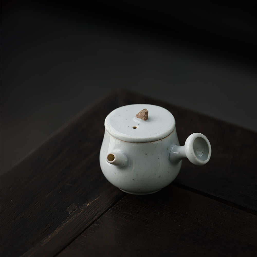 Tiny Teapot Tea Pet