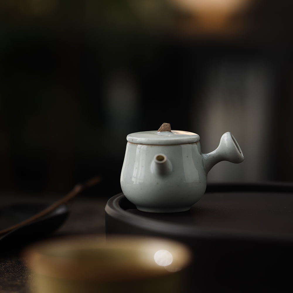Tiny Teapot Tea Pet