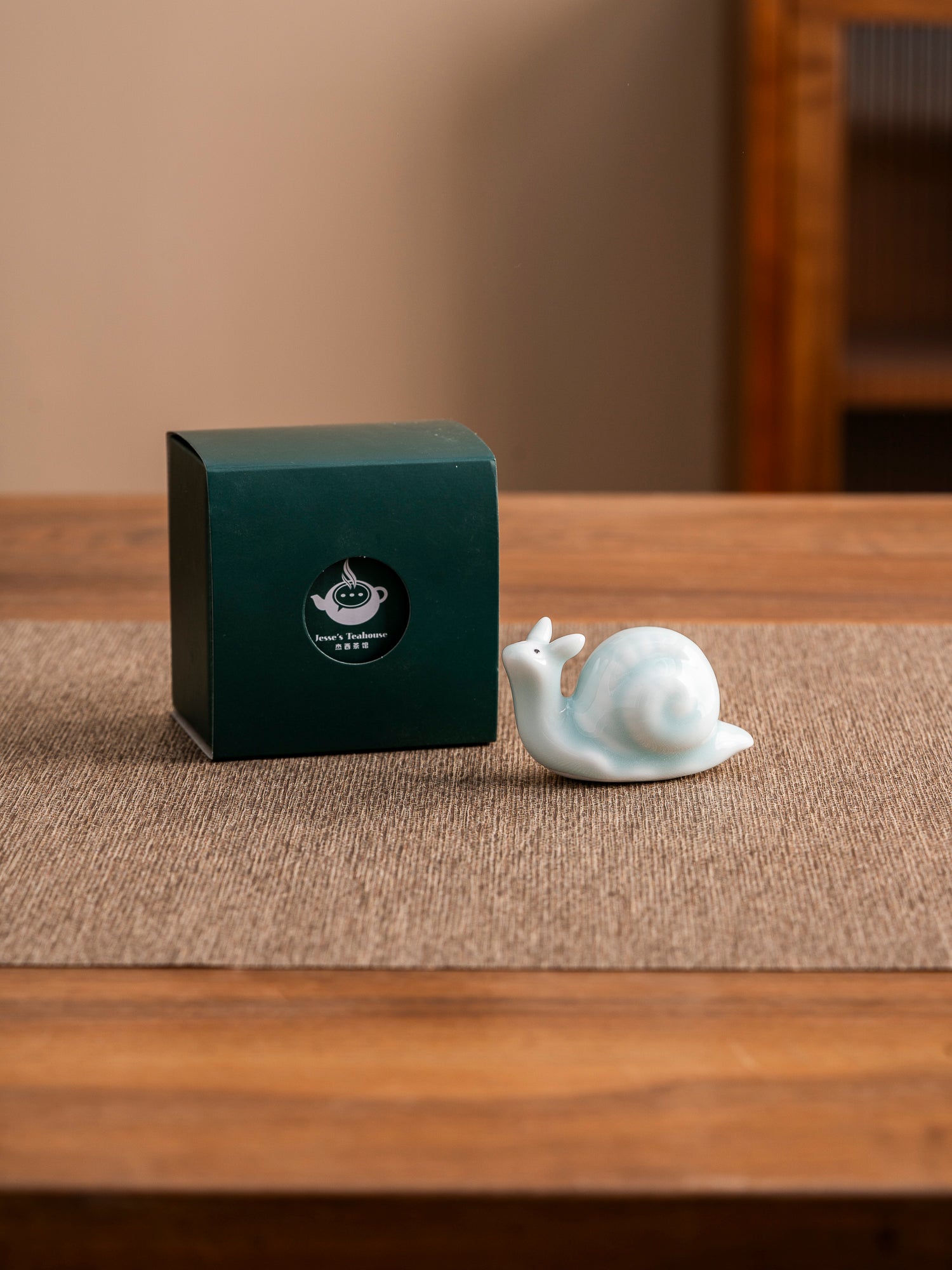 Snail Tea Pet