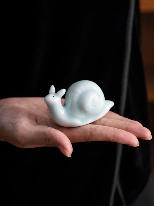 Snail Tea Pet