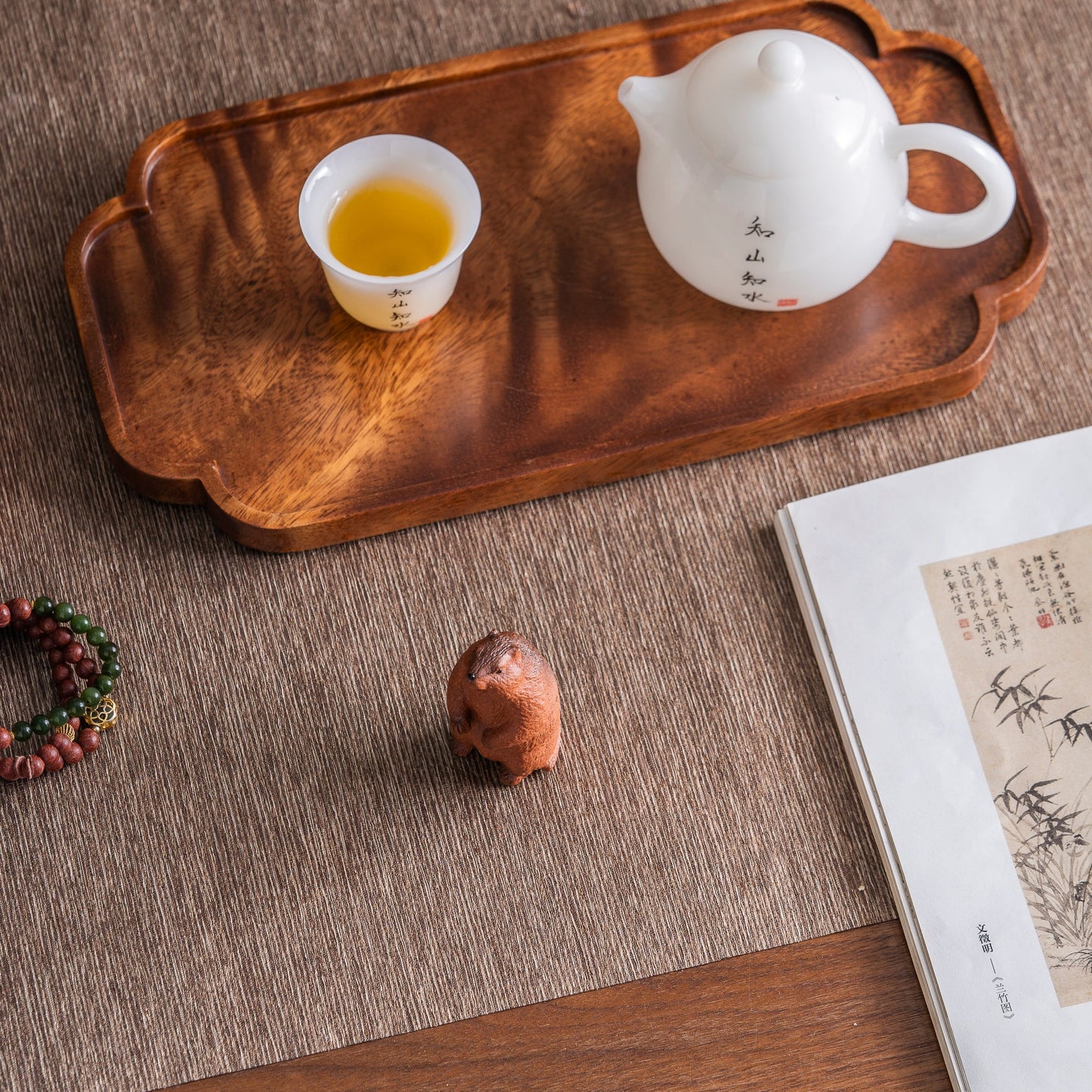 Groundhog Tea Pet (Earth Box) - Brown