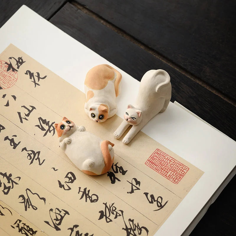 Hand-painted Cat Trio Tea Pets main product photo for gongfu tea pet